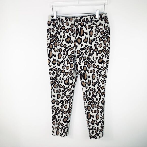 Chico's  So Slimming Leopard Print‎ Stretch Ankle Pants Size .5 - Picture 15 of 15